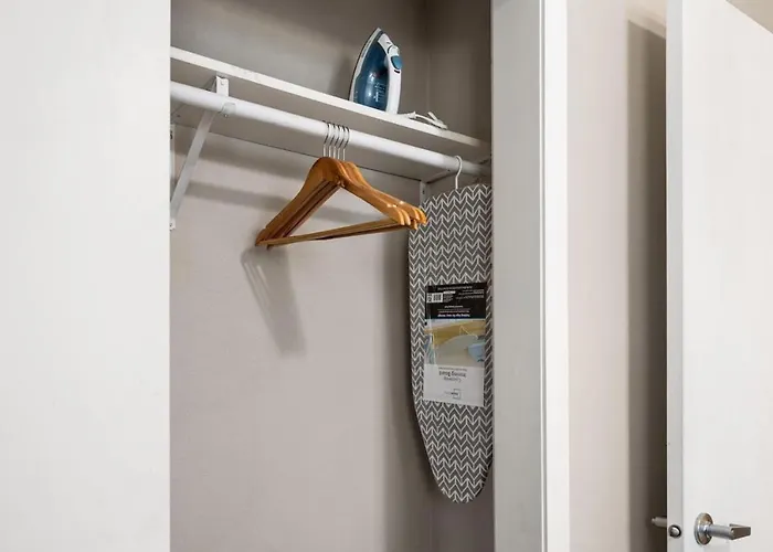 A Trendy Escape Close To Downtown * Peoria